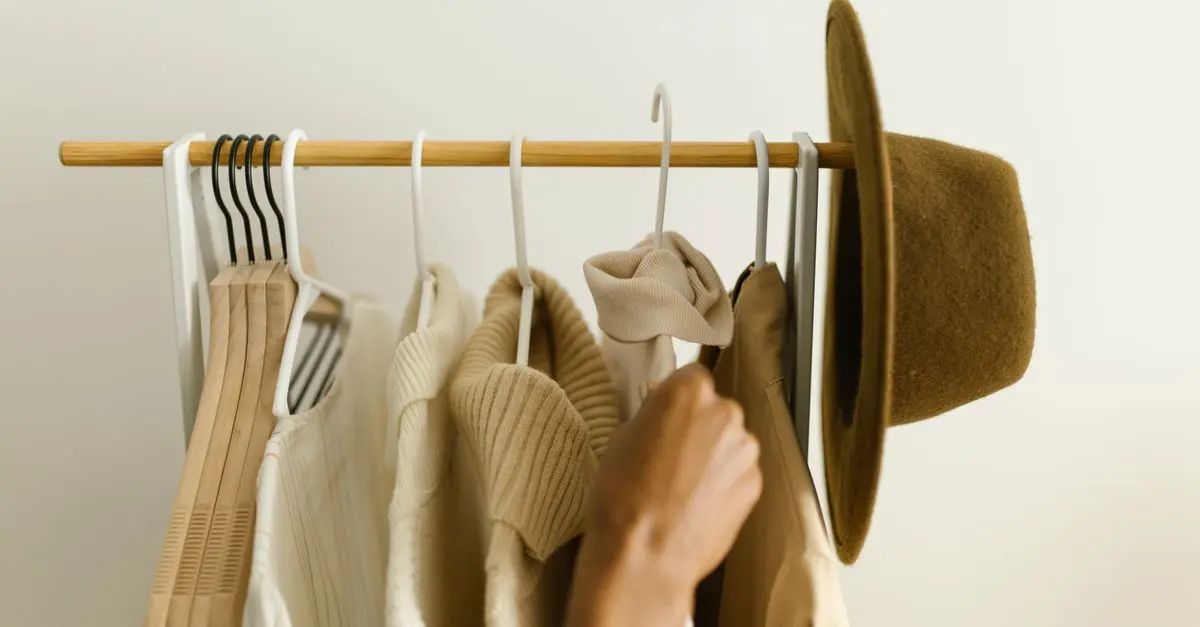 Top 10 des articles de mode à avoir dans sa garde-robe